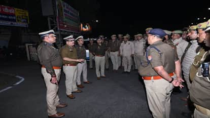 officers inspected the police response time on holi in bareilly
