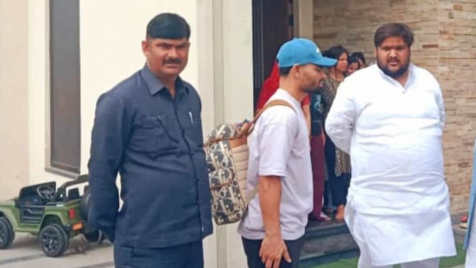 Rinku Singh Father Death cricketer Rinku Singh returns to duty after performing last rites of his father