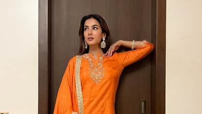 Sonal Chauhan Share Update After Being Stranded in Dubai Amid US Iran Conflict I Am Safe Everything Control