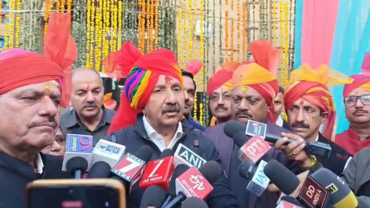 Deputy Chief Minister Mukesh Agnihotri inaugurated national level Holi festival in Hamirpur in Himachal