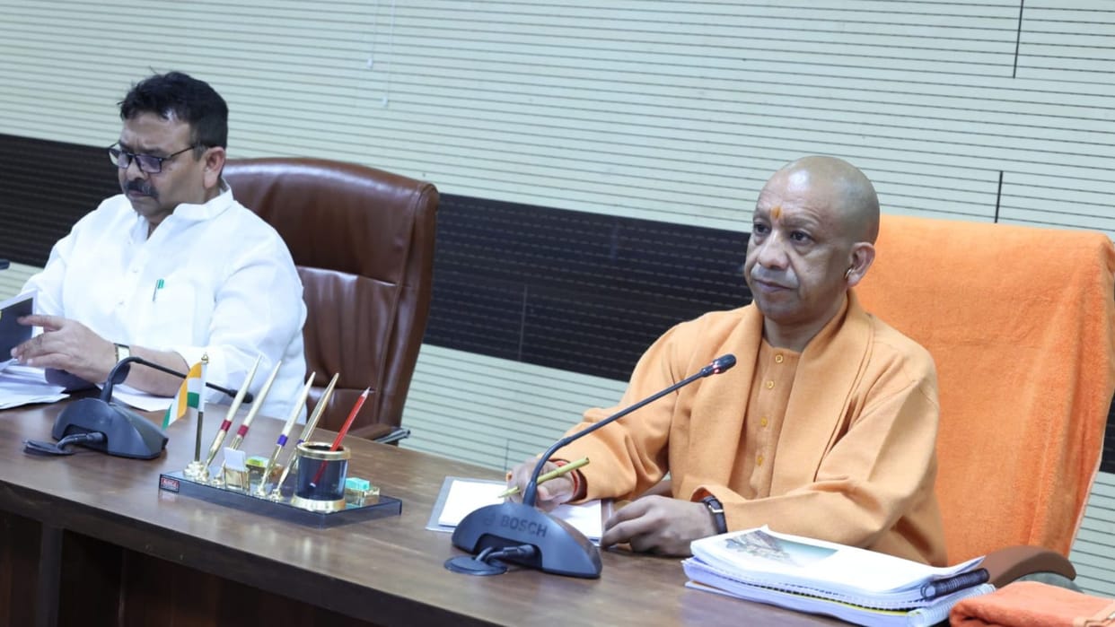 Former Block Chiefs Appointed Administrators of Area Panchayats in Mathura