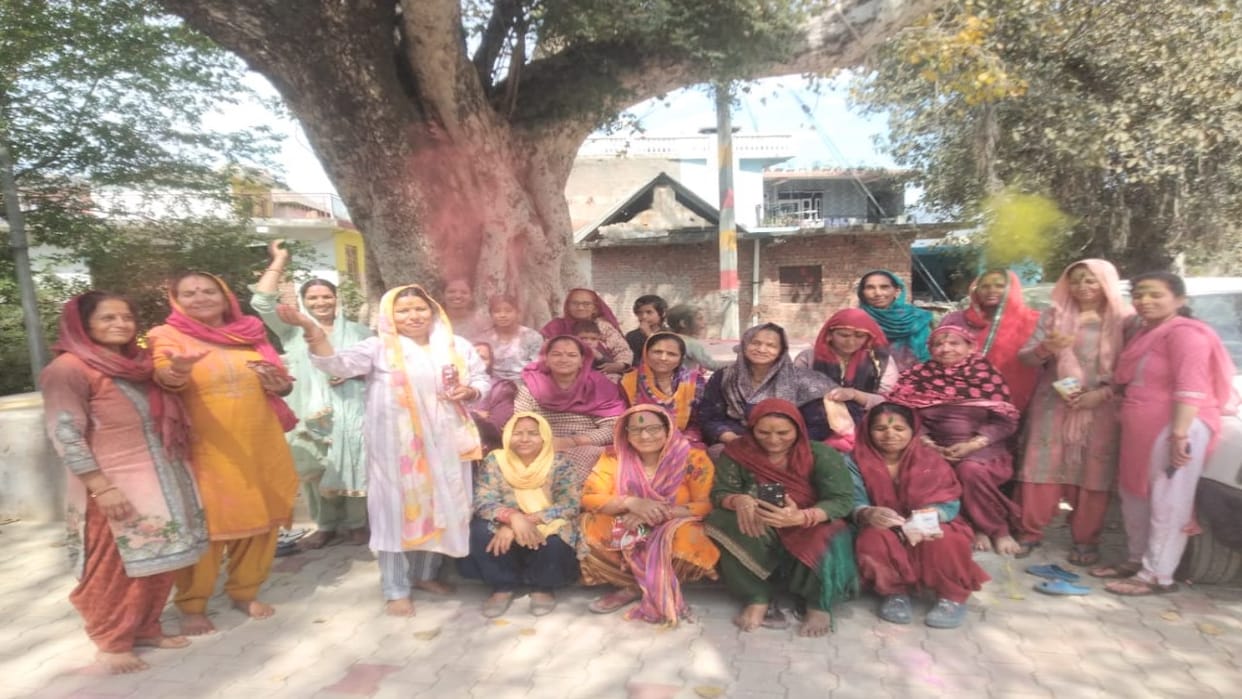 Bilaspur: Traditional Holi songs lost in the noise of DJ, style changed with time