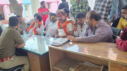 Meerut: Fight on the platform, young man beaten up, report on seven after ruckus by BJP members