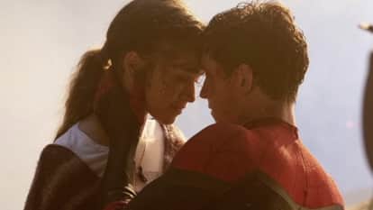 From On Screen Couple To Romantic Off Screen Couple Heres A Timeline Of Tom Holland And Zendaya Relationship