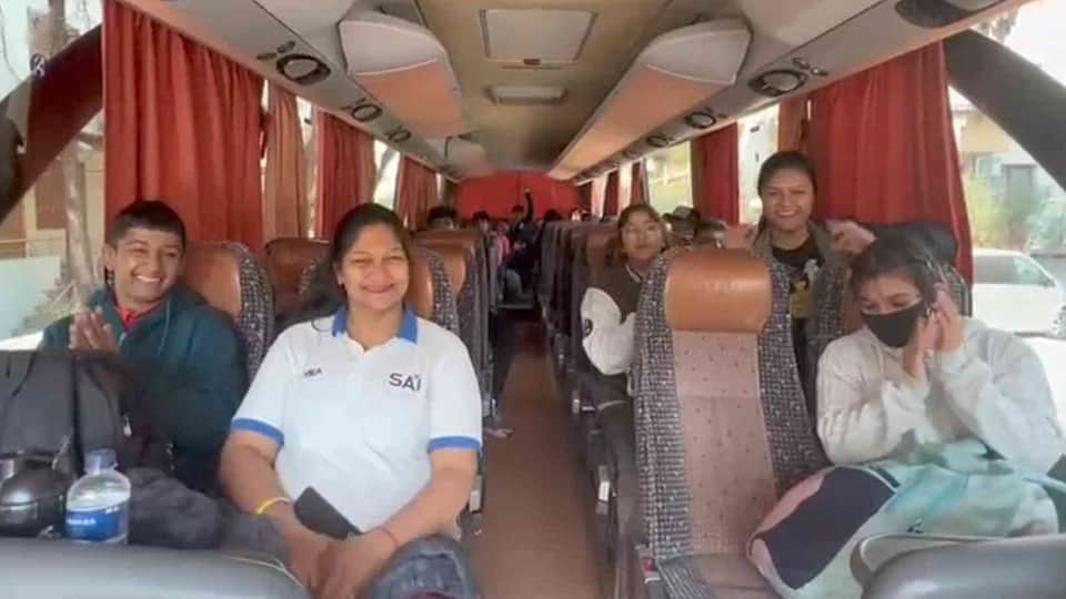 अल्बानिया में भारतीय महिला पहलवानों का दल