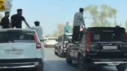 Meerut: Youths risked their lives and performed stunts on moving cars on Delhi-Dehradun highway