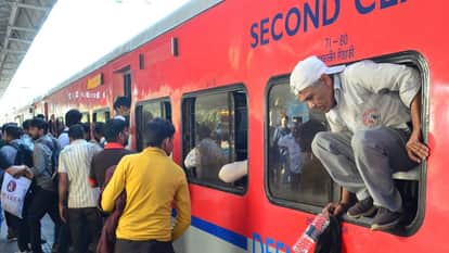 UP: Delhi-Mumbai return journeys after Holi face major challenges, with regular and special trains full; this