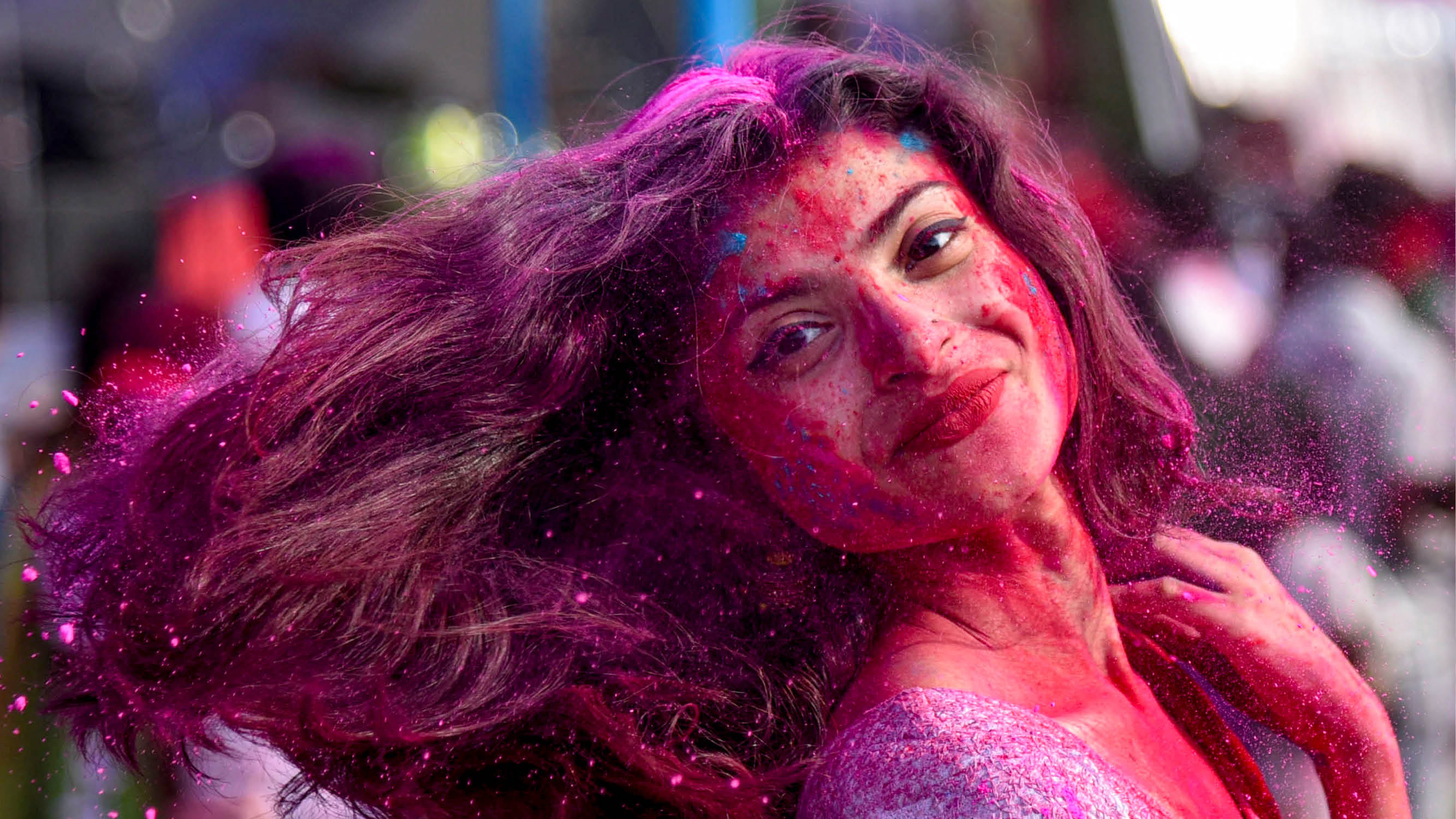 Holi safety tips what if someone put colour forcibly on holi