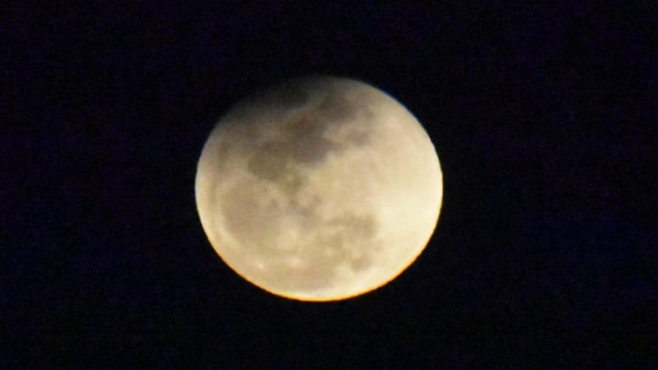 Lunar Eclipse Dham-Kaal Bhairav remained closed Sankat Mochan Temple remained closed