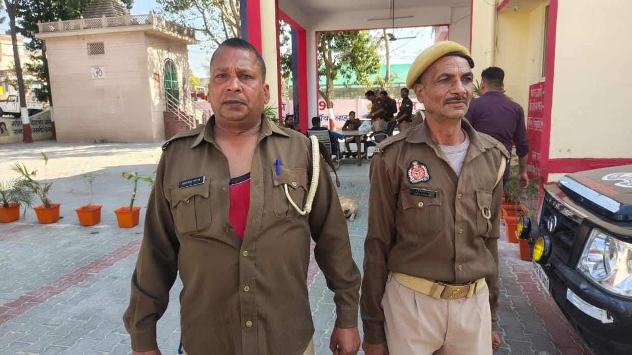 Attempt to run over policemen in Bulandshahr