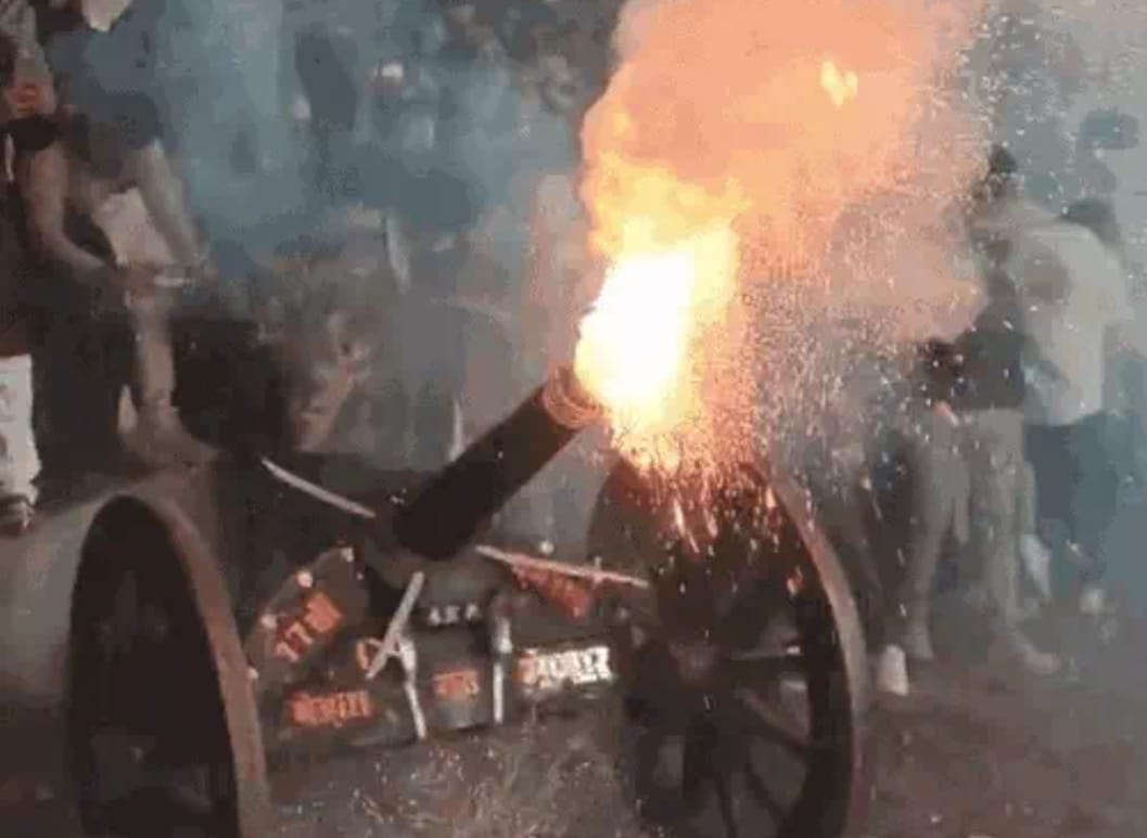 menar barood holi 2026 udaipur jamra beej cannon tradition mewar bravery festival