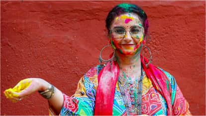 Holi 2026: Raveena Tandon To Vicky Katrina Kaif Kriti Sanon Varun Dhawan shares their Holi festivities Photos