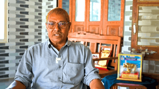 Gujarat 63-year Deepak Patel inspiring livestock farmers incomes increased know success story in hindi
