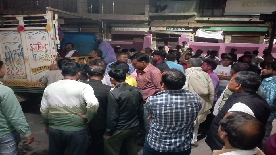 Bike rider dies after being hit by car on Holi