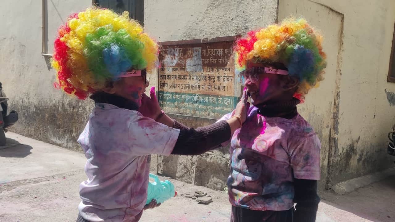 Holi 2026 celebration in Uttarakhand CM Dhami ministers and leaders Holi Watch photos