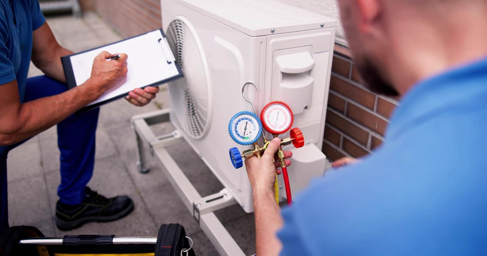 How to check if your AC gas is out of stock yourself by these signs