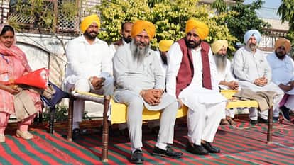 CM Mann, engaged in placating farmers said true mood of Punjab politics is formed in Chaupals