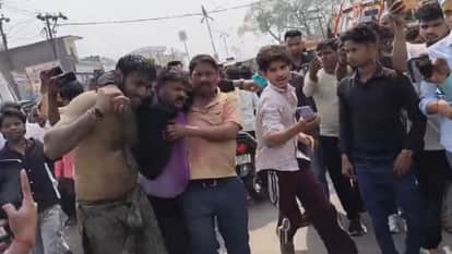 Drunk police officer drives car hits several people in Shahjahanpur