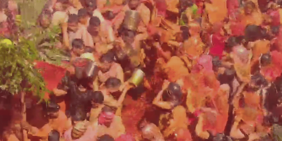 Huge Crowd Witnesses Famous Huranga Festival at Dauji Temple in Baldeo
