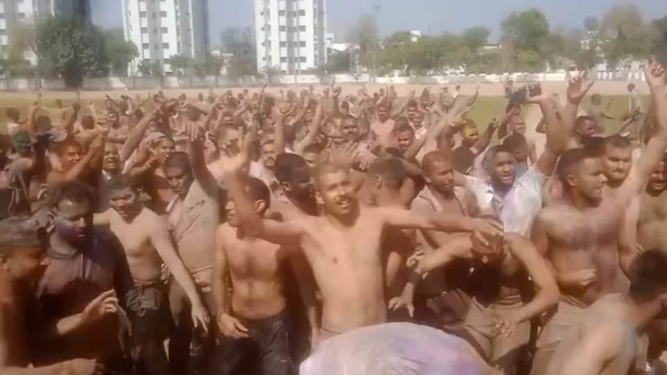 Holi Celebrations in Meerut Police Lines, SSP Dances with Recruits, Officers Exchange Colors