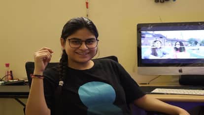 12th class girl student dies due to electric shock