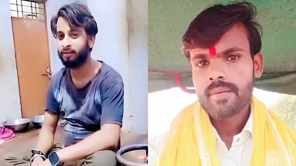 Car Hits Bike on Gwalior Agra Highway Two Agra Youths Killed One Critical