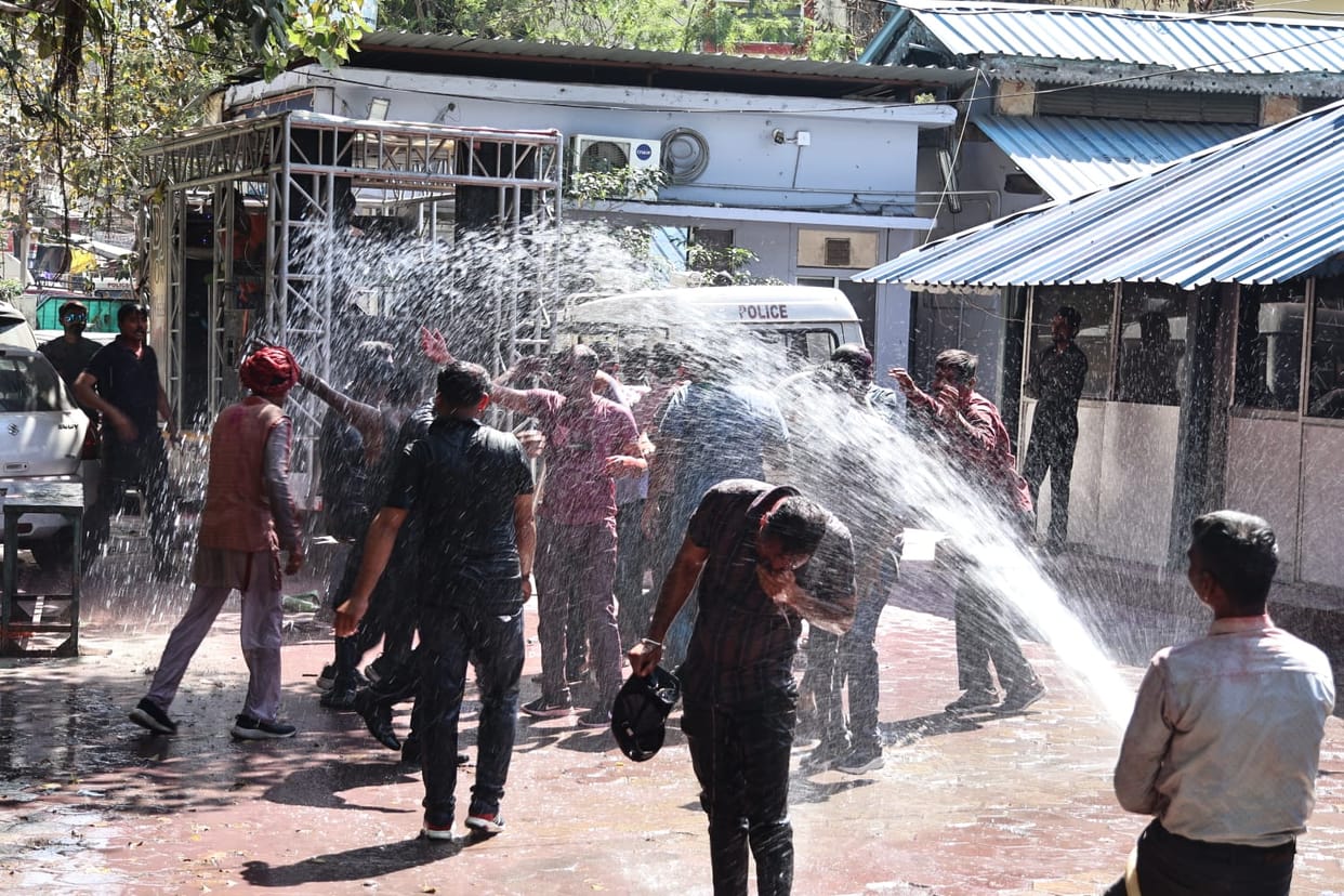Indore: Police personnel celebrated Holi in Indore, dancing to the song "Main toh kab se hoon ready taiyaar" (