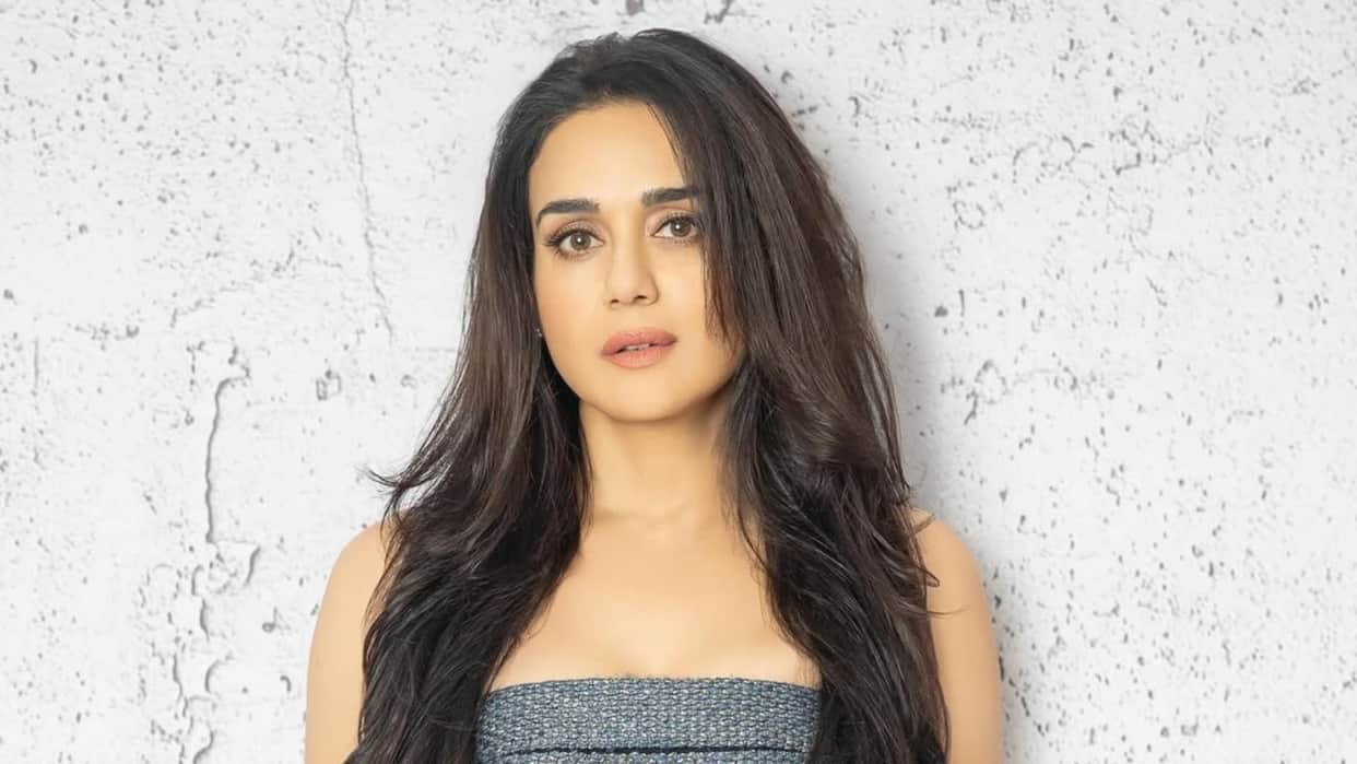 When Preity Zinta Said Why She Will Not Call Saif Ali Khan In Emergency On Coffee With Karan