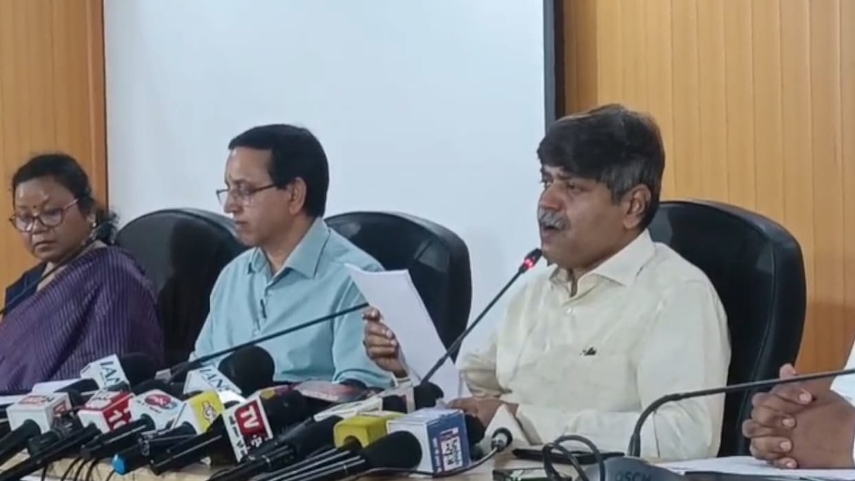 Uttarakhand Economic Survey Press conference of Principal Secretary regarding Economic Survey of Uttarakhand