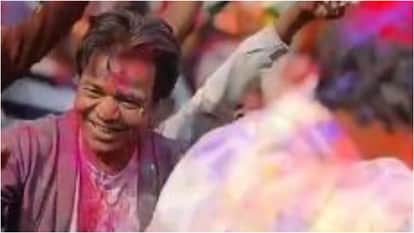 Actor Rajpal Yadav celebrated Holi in his village in Shahjahanpur
