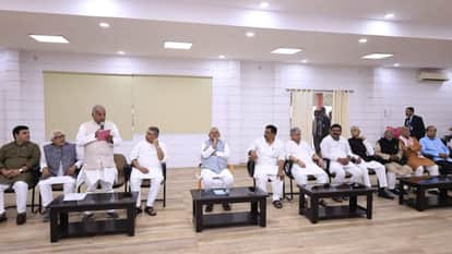 CM Nitish Kumar became emotional during meeting with MLA and MLC after Rajya Sabha nomination patna Bihar News
