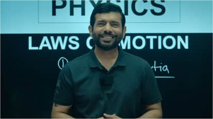 Hello Bacchon Web Series Review: Vineet Kumar Singh Vikram Kochhar Anumeha Jain Abhishek Yadav Show