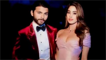 Khushi kapoor posted a love note for jhanvi kapoor birthday while shikhar pahariya shared photo