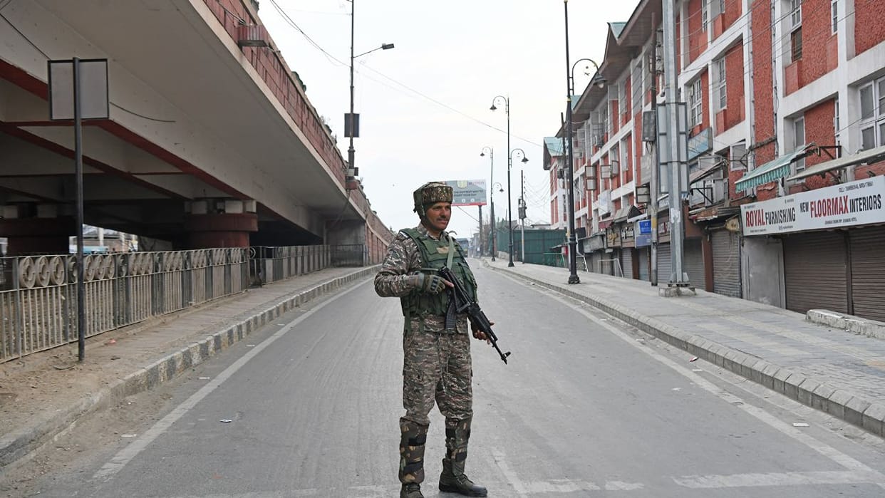 Two OGWs who supplied IEDs and weapons to terrorists arrested