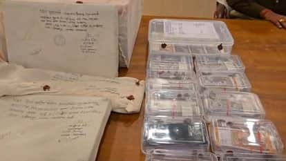 Fake currency about 1 lakh rupees was being manufactured in Azamgarh Eight arrested