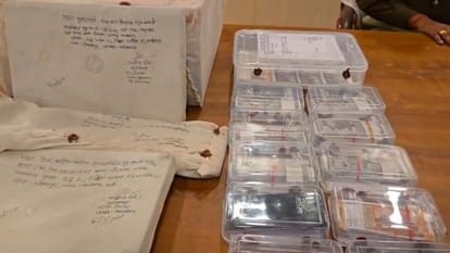 Fake currency about 1 lakh rupees was being manufactured in Azamgarh Eight arrested