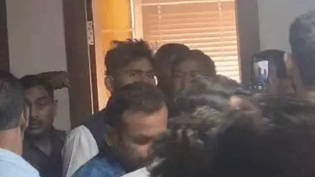Lucknow: Woman dies after delivery, family members create ruckus by keeping body; say they want a written comp