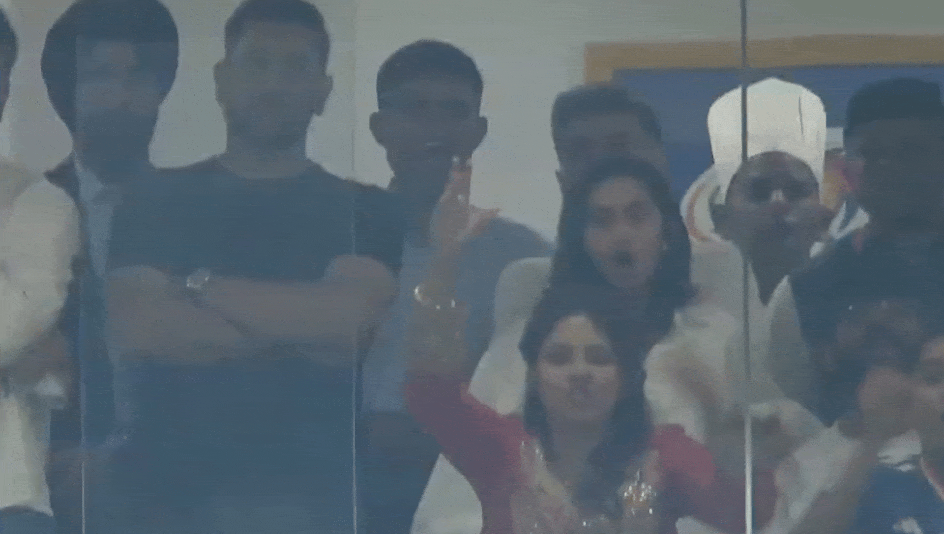 Sakshi celebration and MS Dhoni Reaction on Bumrah Ball, Rohit Sharma You look fit IND-ENG Semifinal | Video