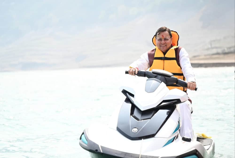 Tehri Lake Festival 2026 After inaugurating CM Dhami went for boating in lake Photos