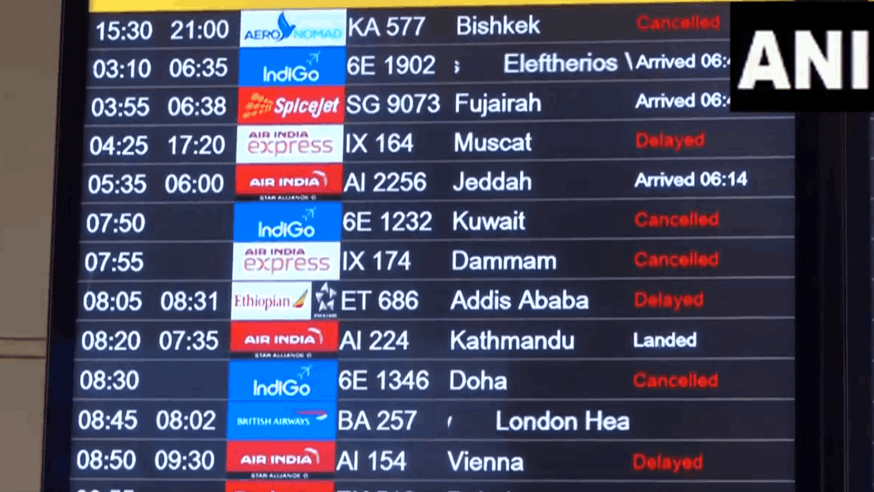 Several flights cancelled and others delayed at Delhi airport