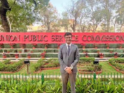 Dhar's Pakshal secretary secures 8th rank in UPSC result