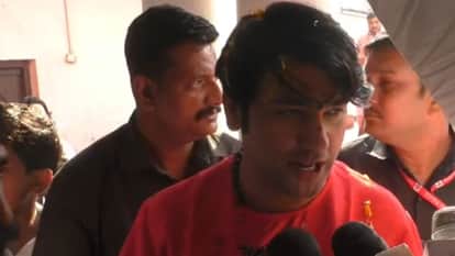 Dhirendra Krishna Shastri gave statement on cow protection and Sanatan Dharma in Kashi