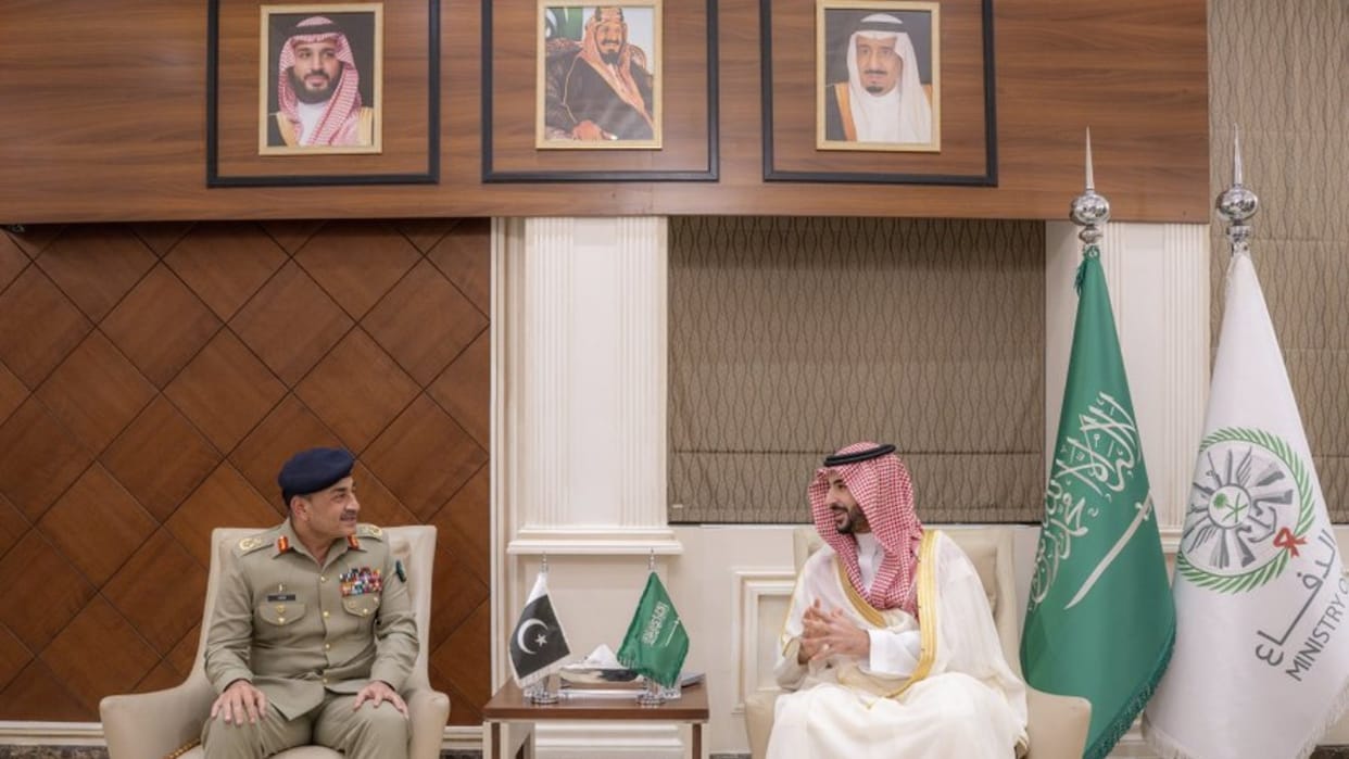 Will Pakistan Join War in Iran? Asim Munir Discusses Iranian Attacks with Saudi Arabia