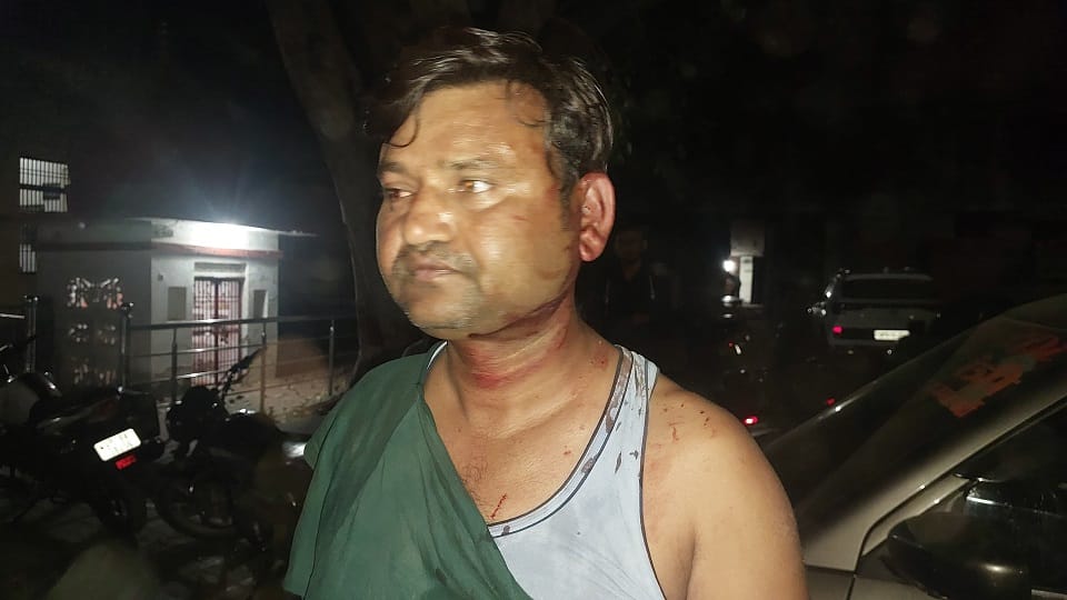 Youths travelling in car attacked in Agra