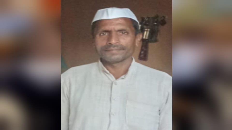 Shamli: Body of 50-Year-Old Man Found Hanging From Tree, Family Alleges Murder