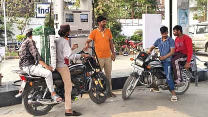 Diesel-petrol sales suddenly increase petrol pumps in Moradabad, dumping due to fears price hikes