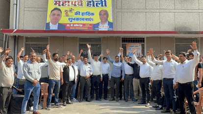 Advocates strike continues in Noida