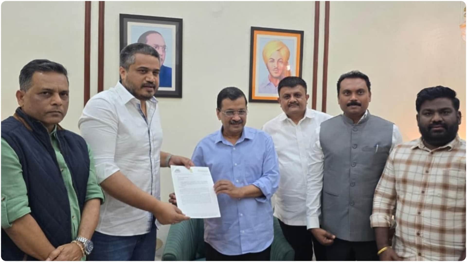 केजरीवाल से मिले रोहित पवार