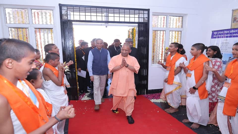 CM Yogi Adityanath said grand temple will built at shri krishna janmabhoomi temple like as ayodhya