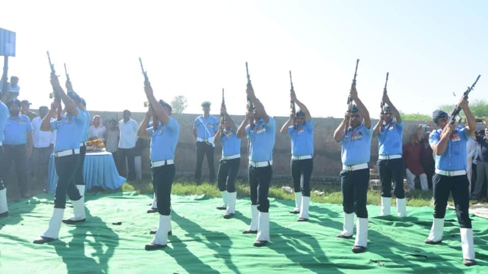 Squadron Leader Anuj was cremated with military honors